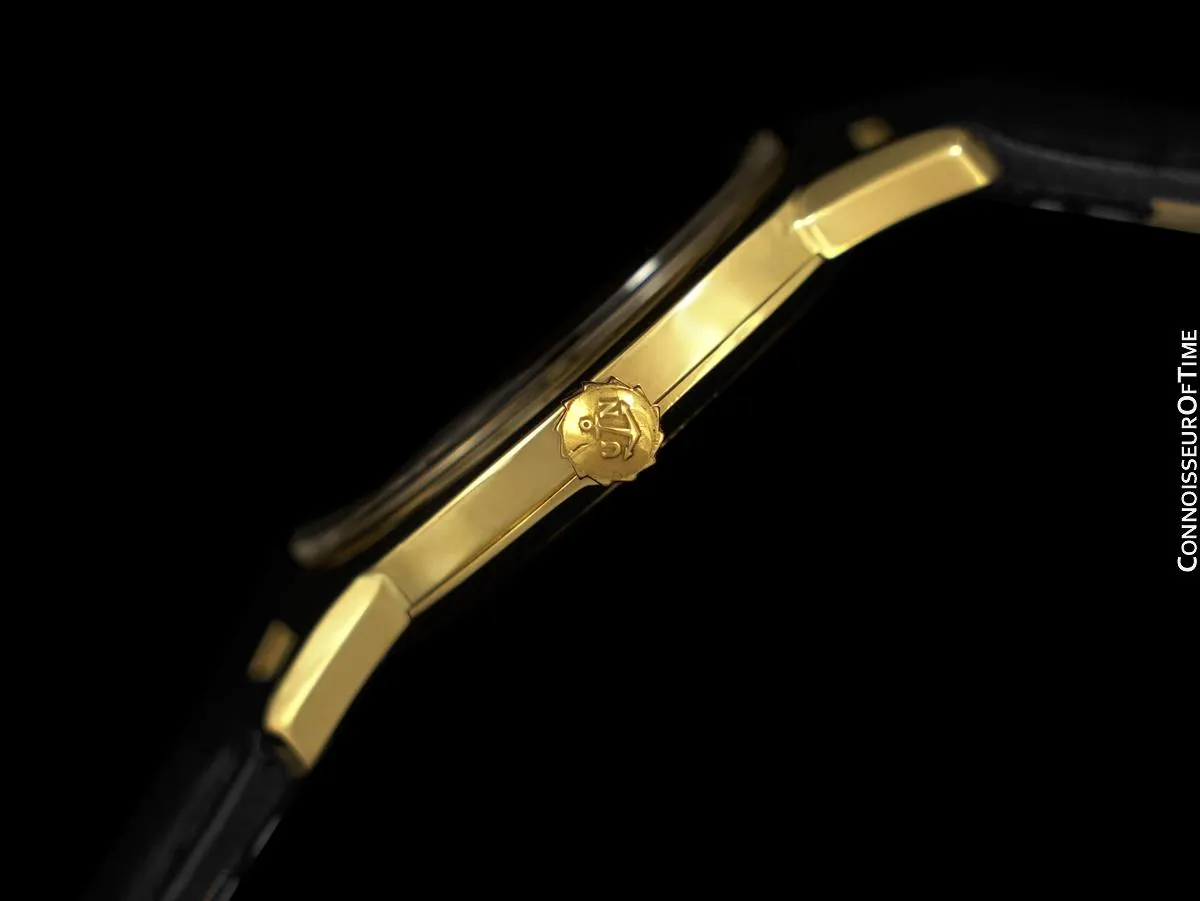 1950's Ulysse Nardin Vintage Mens Handwound Explorer Dial Watch - 18K Gold