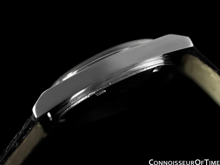 1972 Omega Geneve Vintage Mens Watch, Quick-Setting Date - Stainless Steel