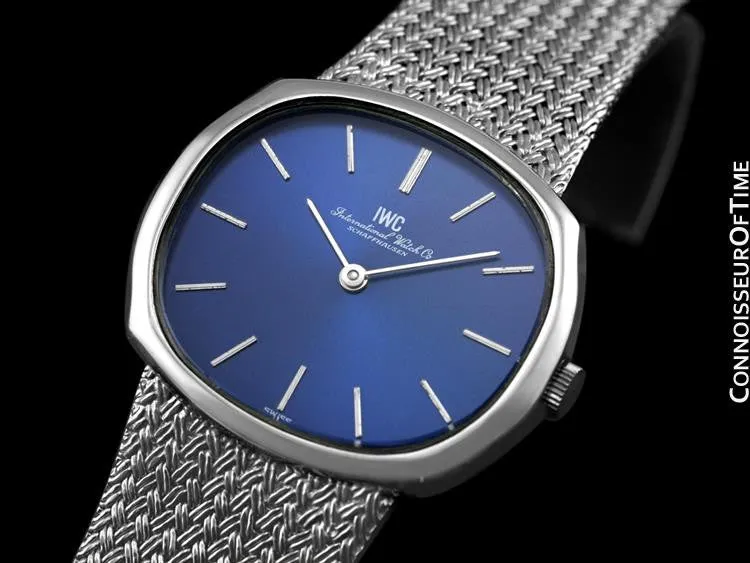 1974 IWC Vintage Mens Dress Watch with Bracelet, Caliber 423 - Stainless Steel