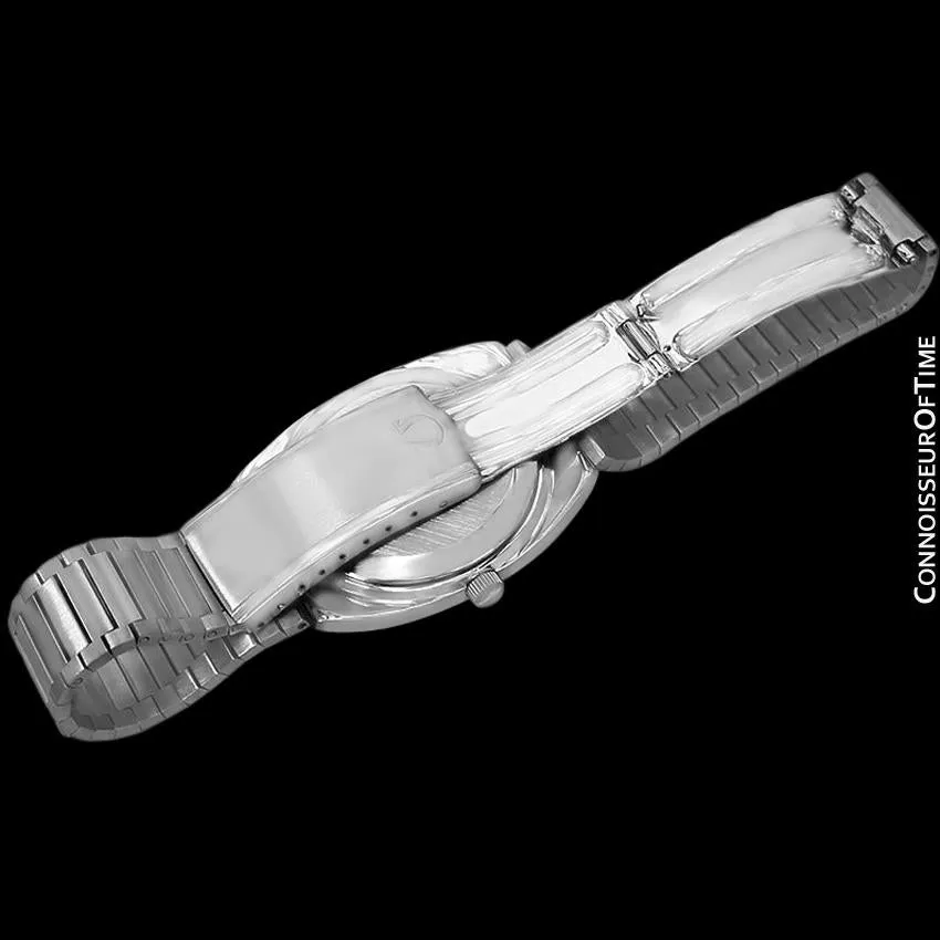 1978 Omega Seamaster Vintage Mens Bracelet Watch, Automatic, Date with Candy Apple Red Dial - Stainless Steel