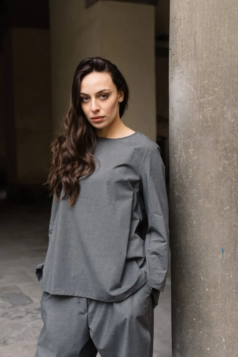 Accordian Pleat Back Long Sleeve Top