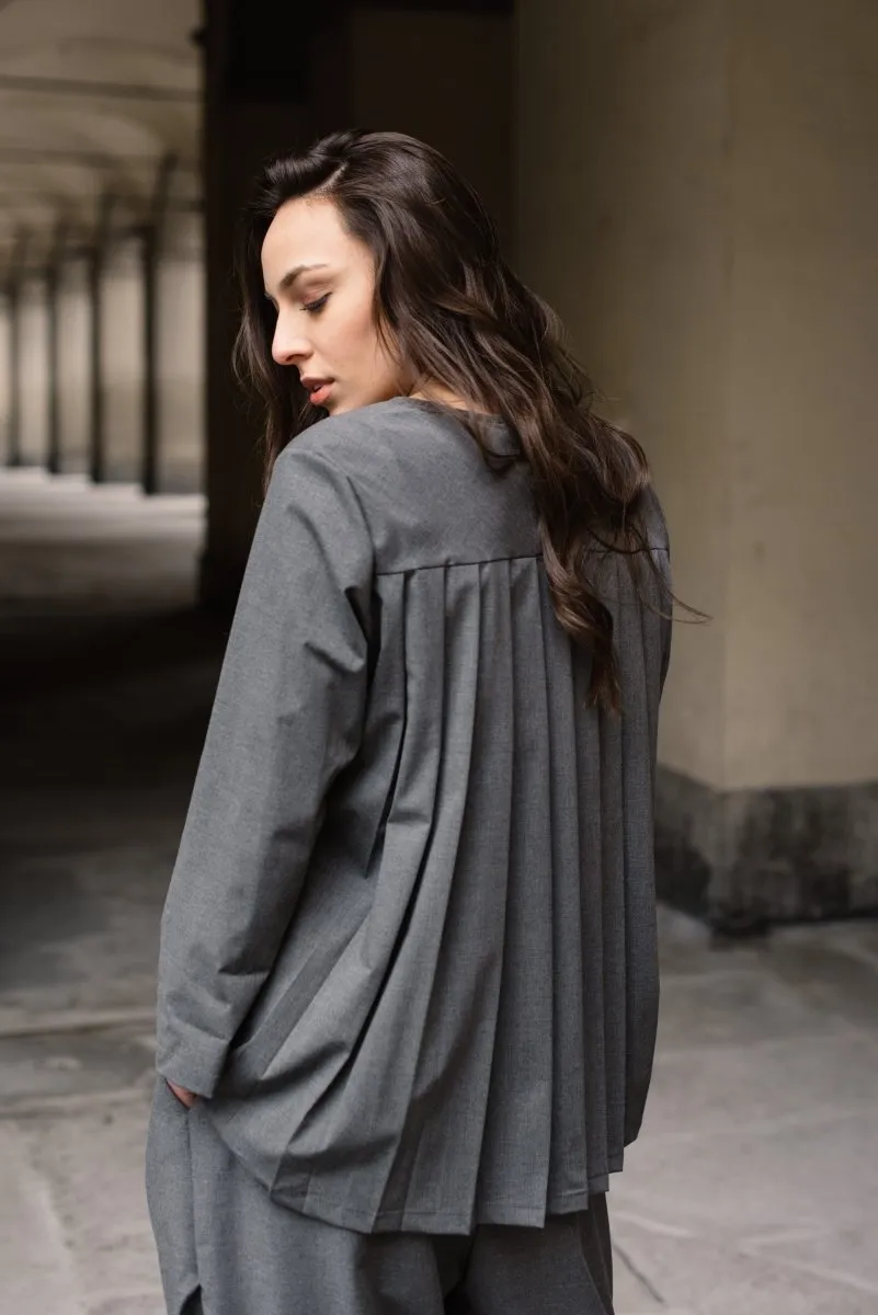 Accordian Pleat Back Long Sleeve Top