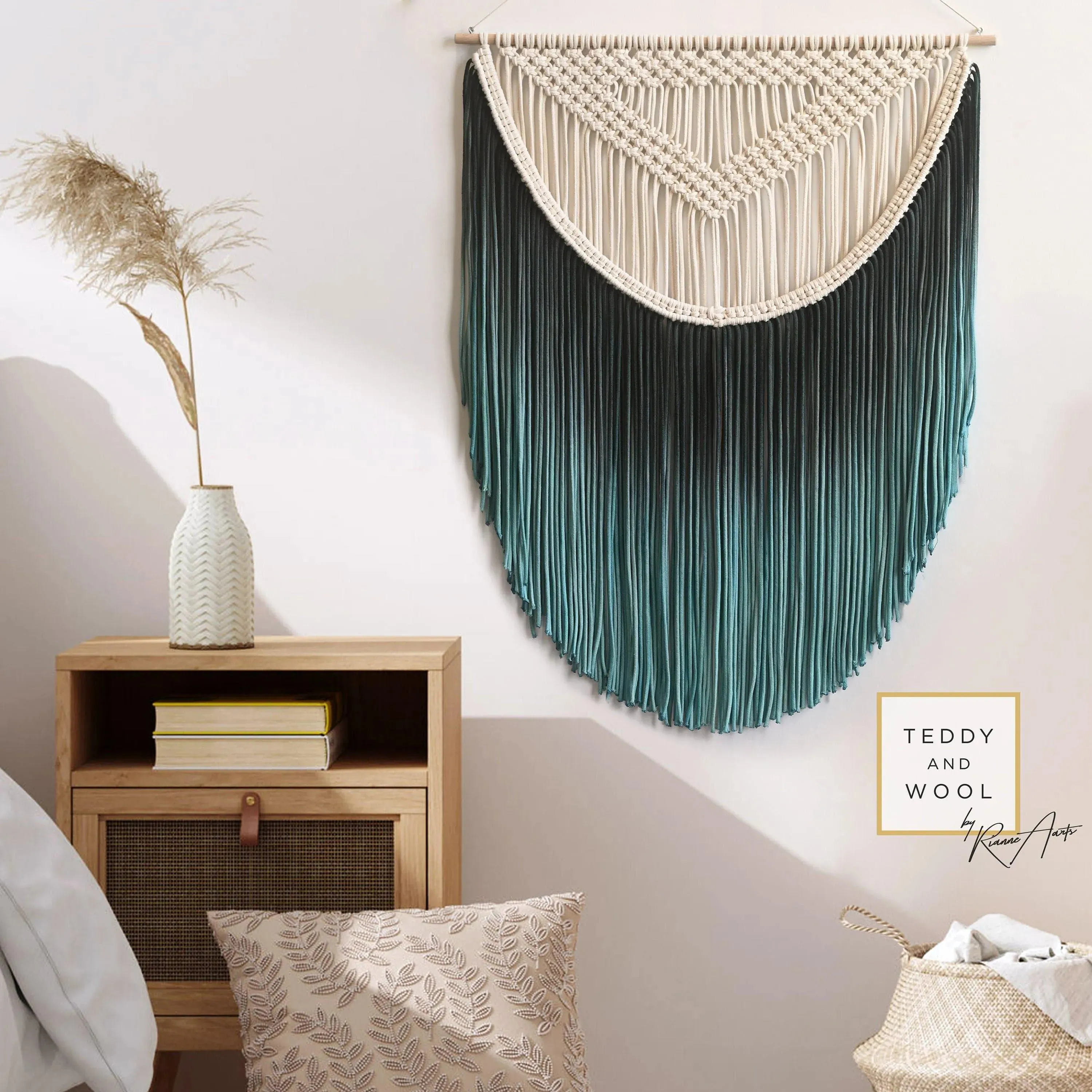 ALEXA Colorful and Elegant Wall Hanging Macrame Fiber Art