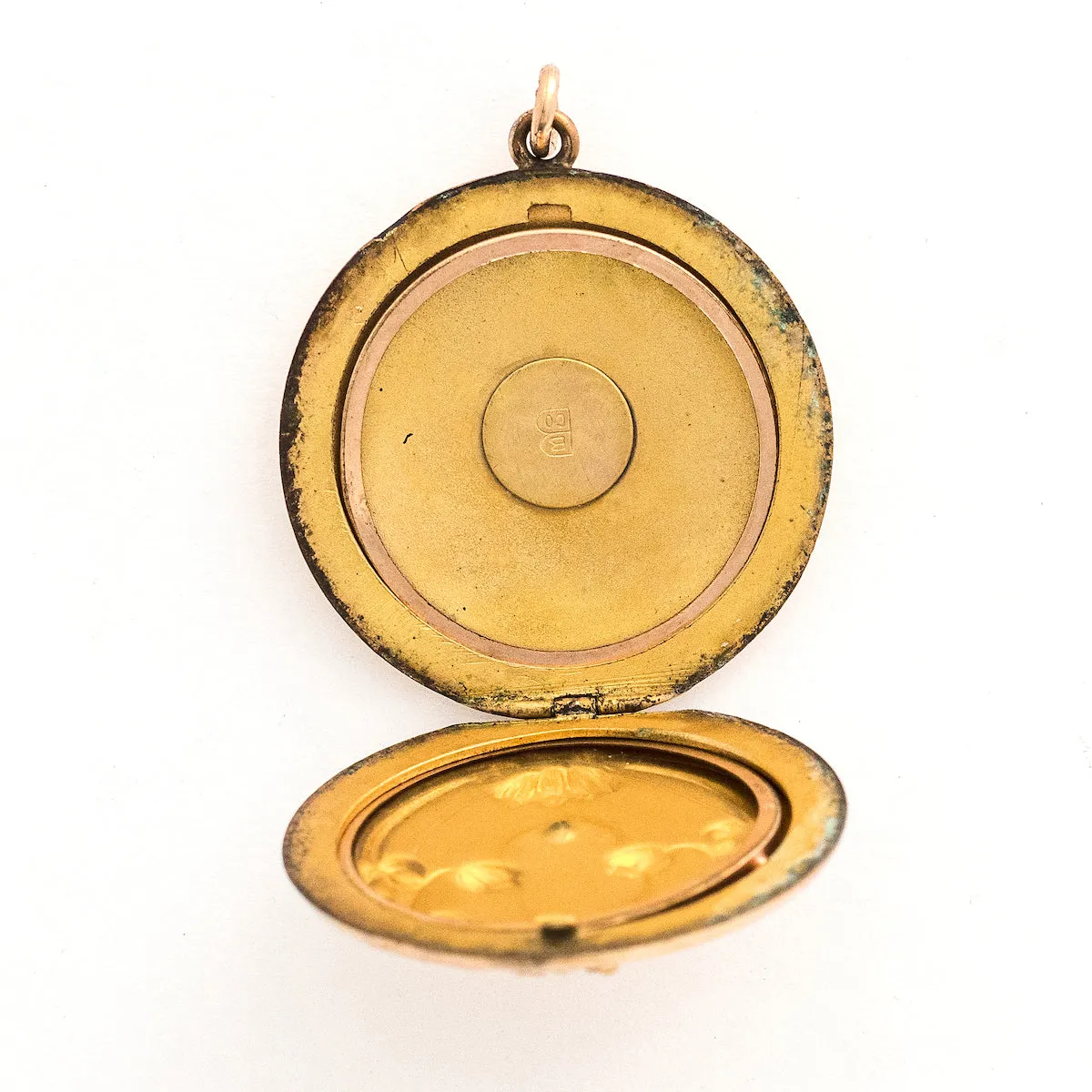 Art Nouveau Water Lilies Antique Locket