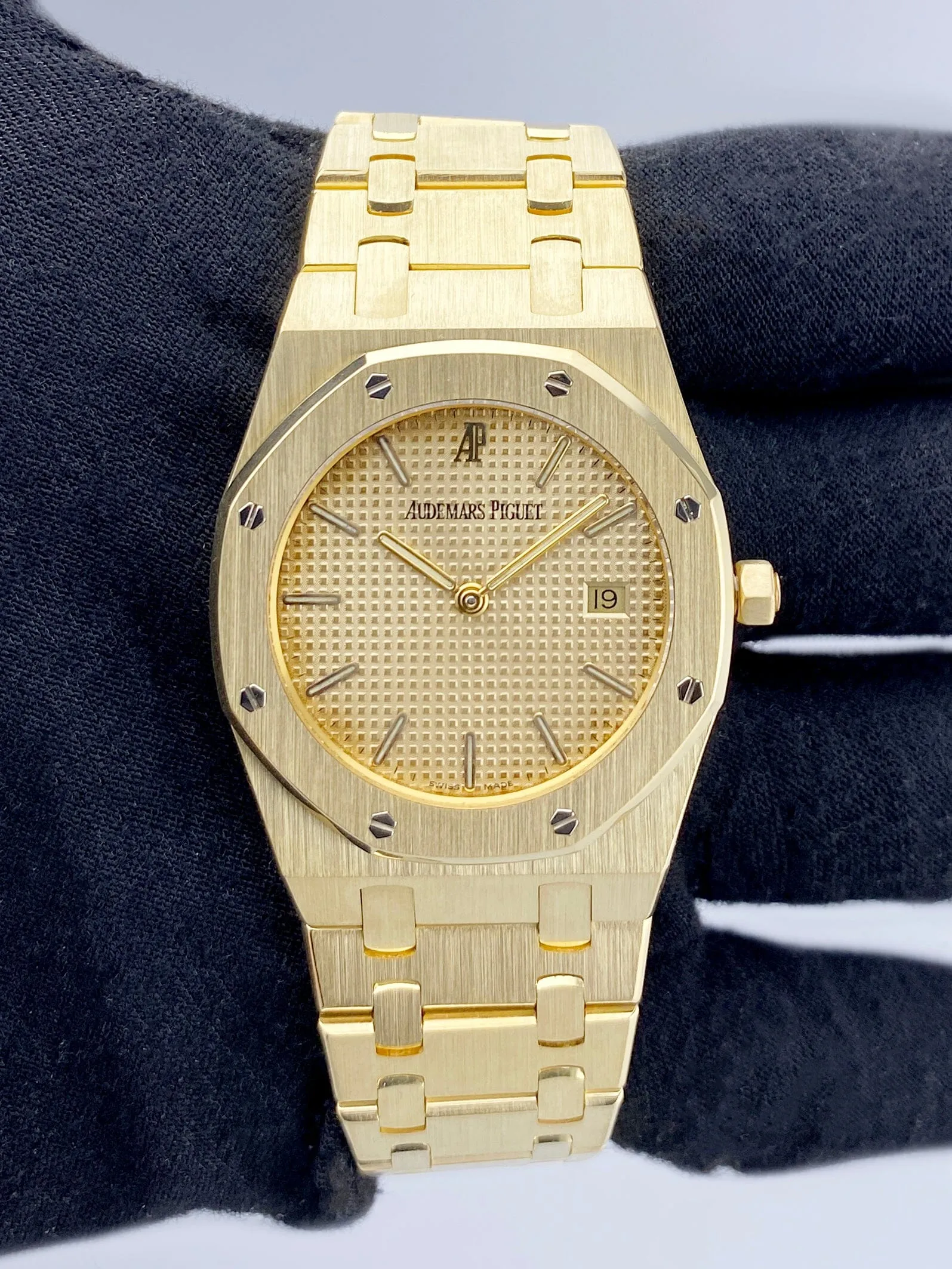 Audemars Piguet Royal Oak 56175 18K Yellow Gold Ladies Watch