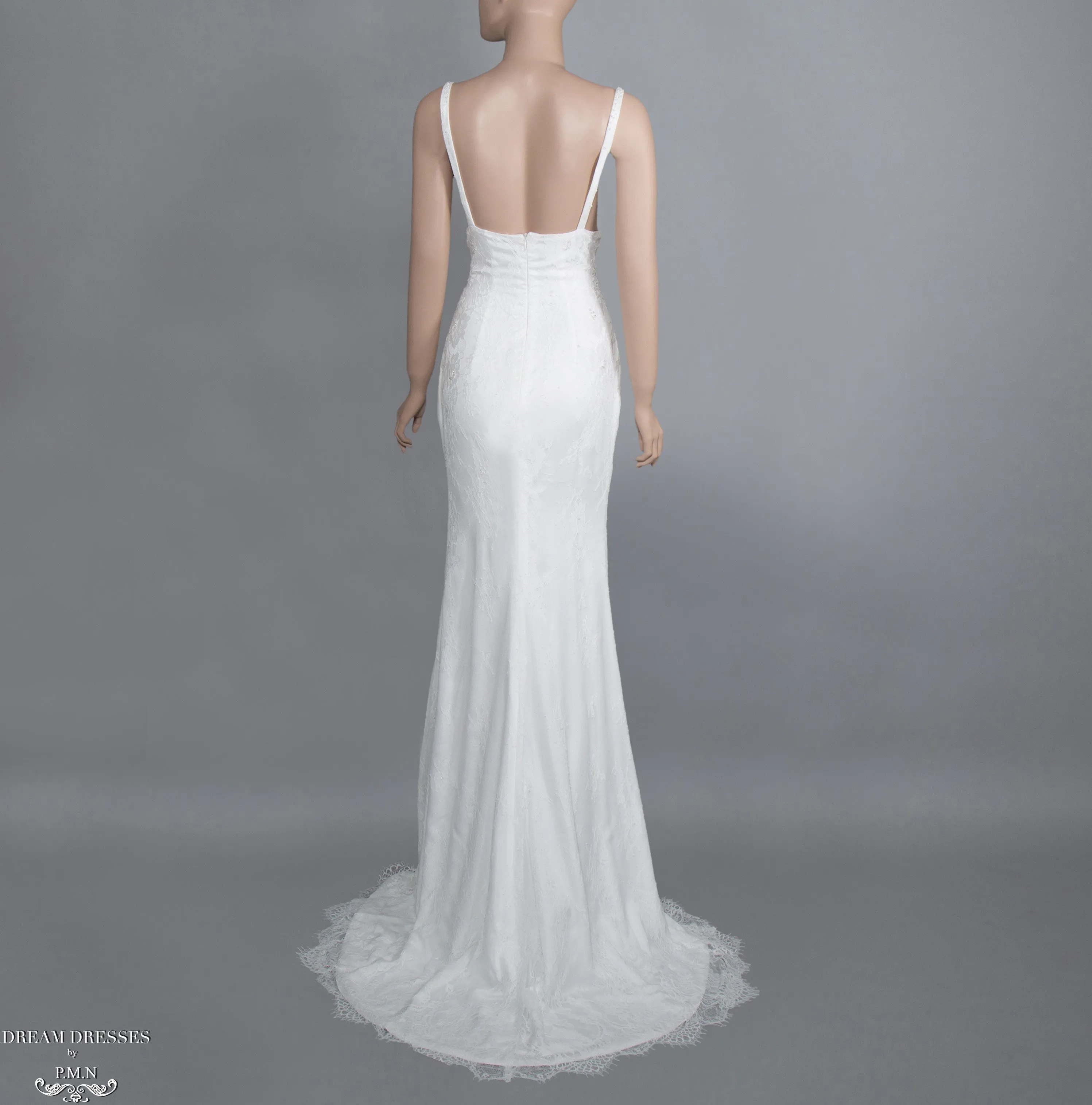 Chantilly Lace Wedding Dress (#Giselle)