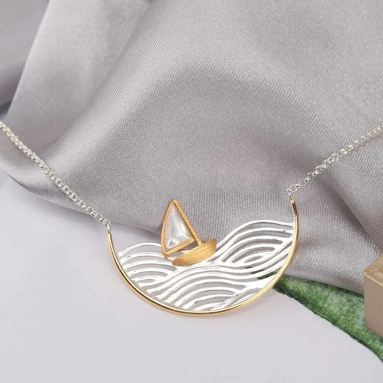 Creative Sailboat Necklace