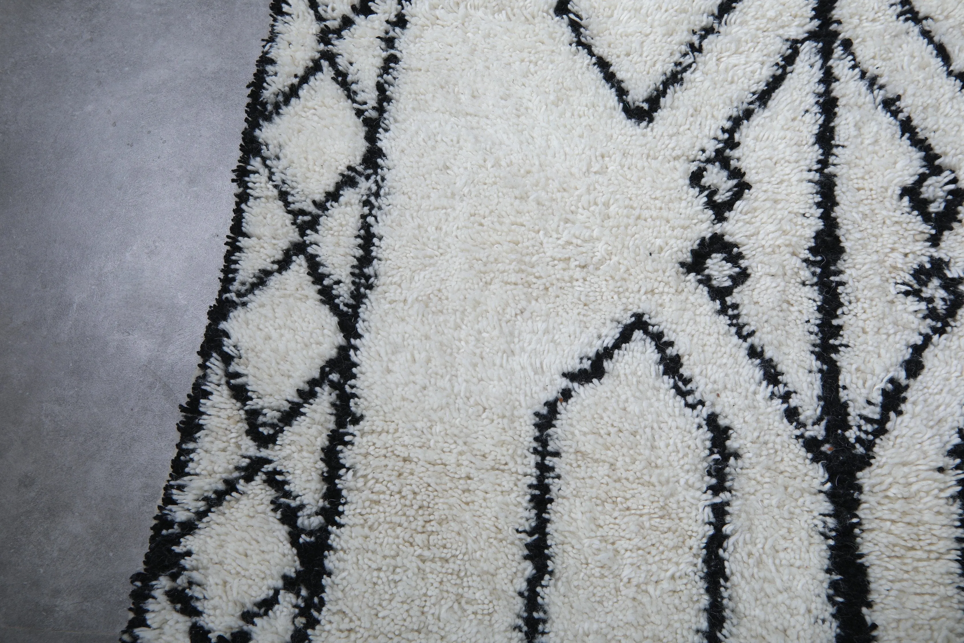 Custom Berber rug - handmade Beni ourain rug - Morocco rug