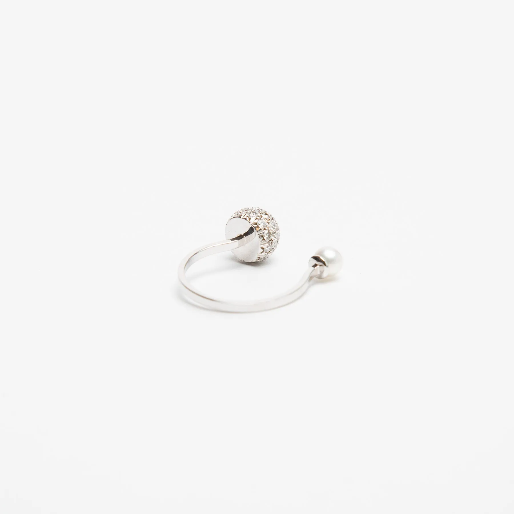DELFINA DELETTREZ | SPHERE DIAMOND PEARL RING