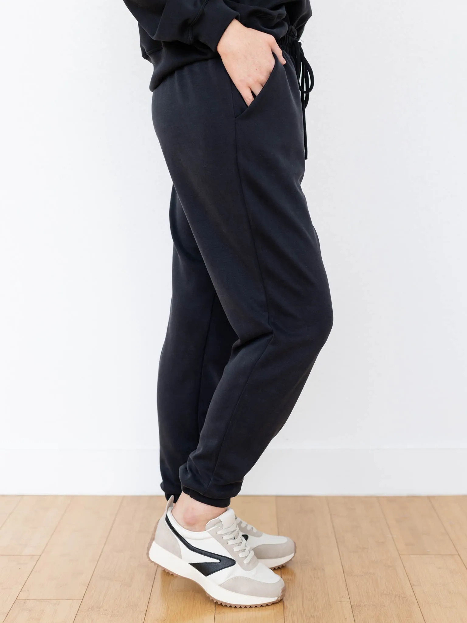 Drawstring Waist Simple Pant