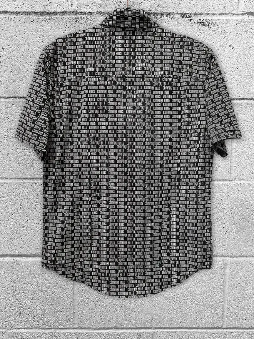 ESSENTIAL COMFORT KILLS BUTTON UP