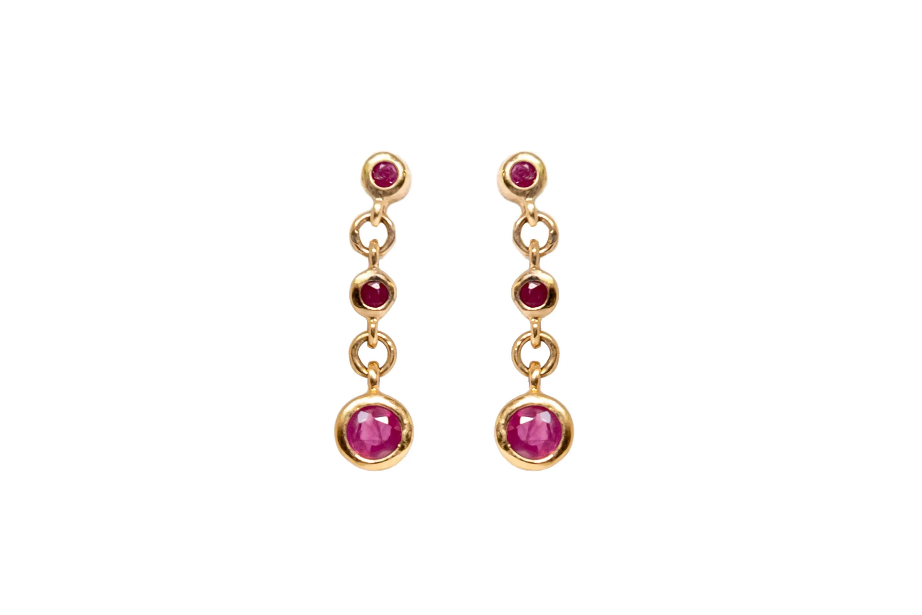 Gold Link Dangle Earrings With Ruby Red Stones