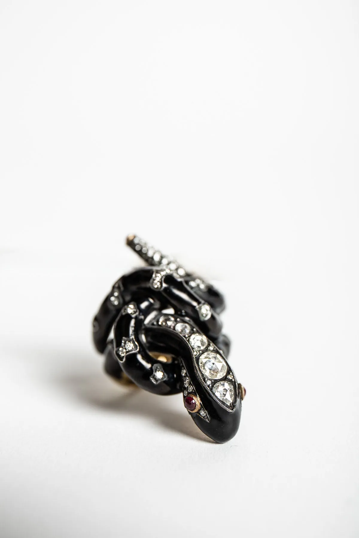 MAXFIELD PRIVATE COLLECTION | DIAMOND SNAKE RING