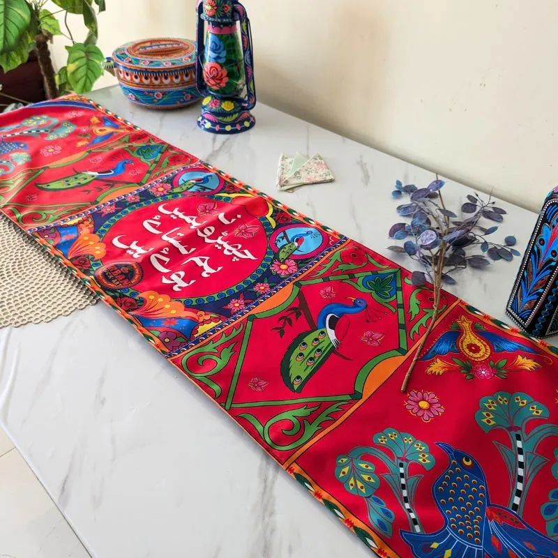 Na Chairo Humein Table Runner