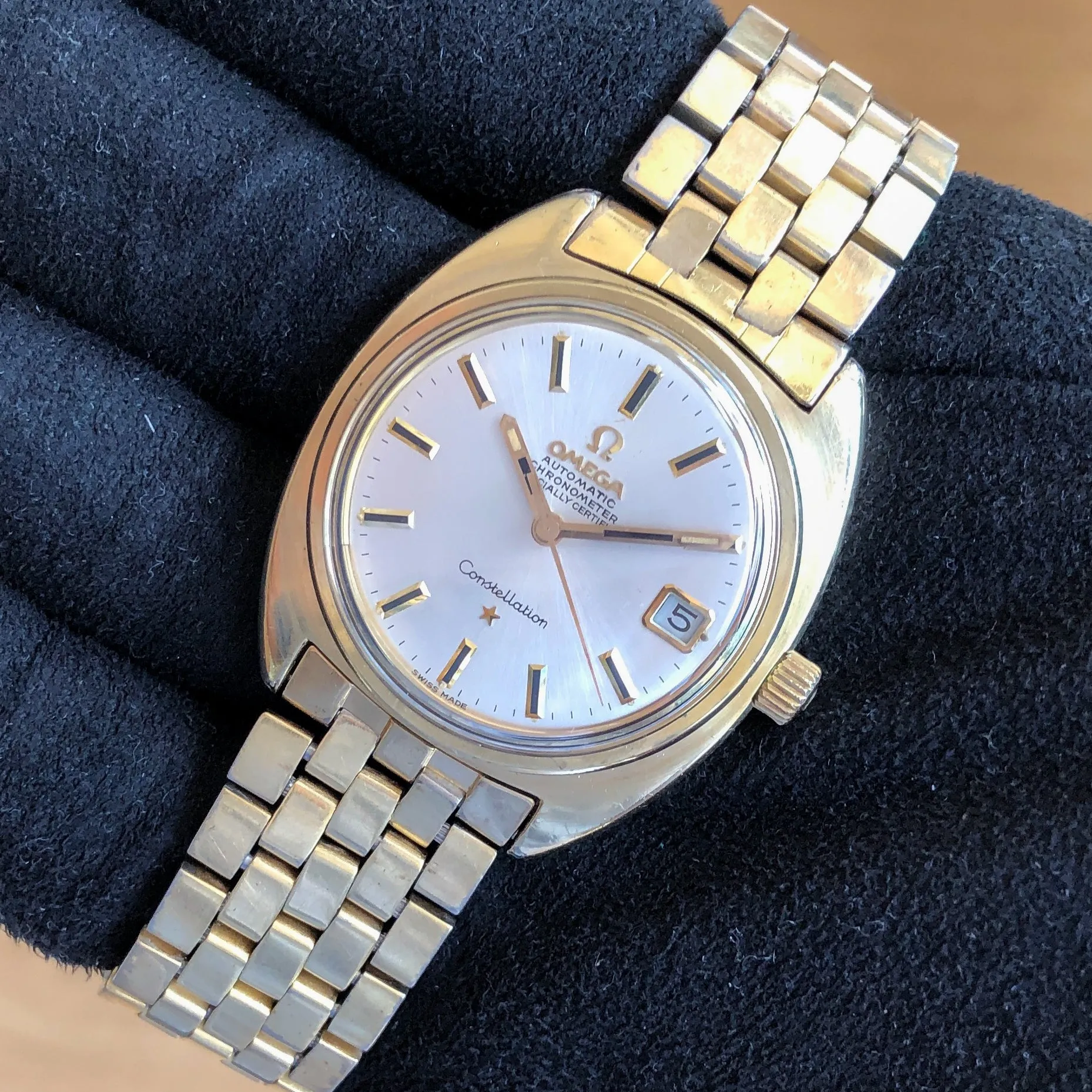 Omega Constellation "C" 168.017 Cal 564 Automatic Date Silver Dial c 1969 GoldCap Steel 35 mm