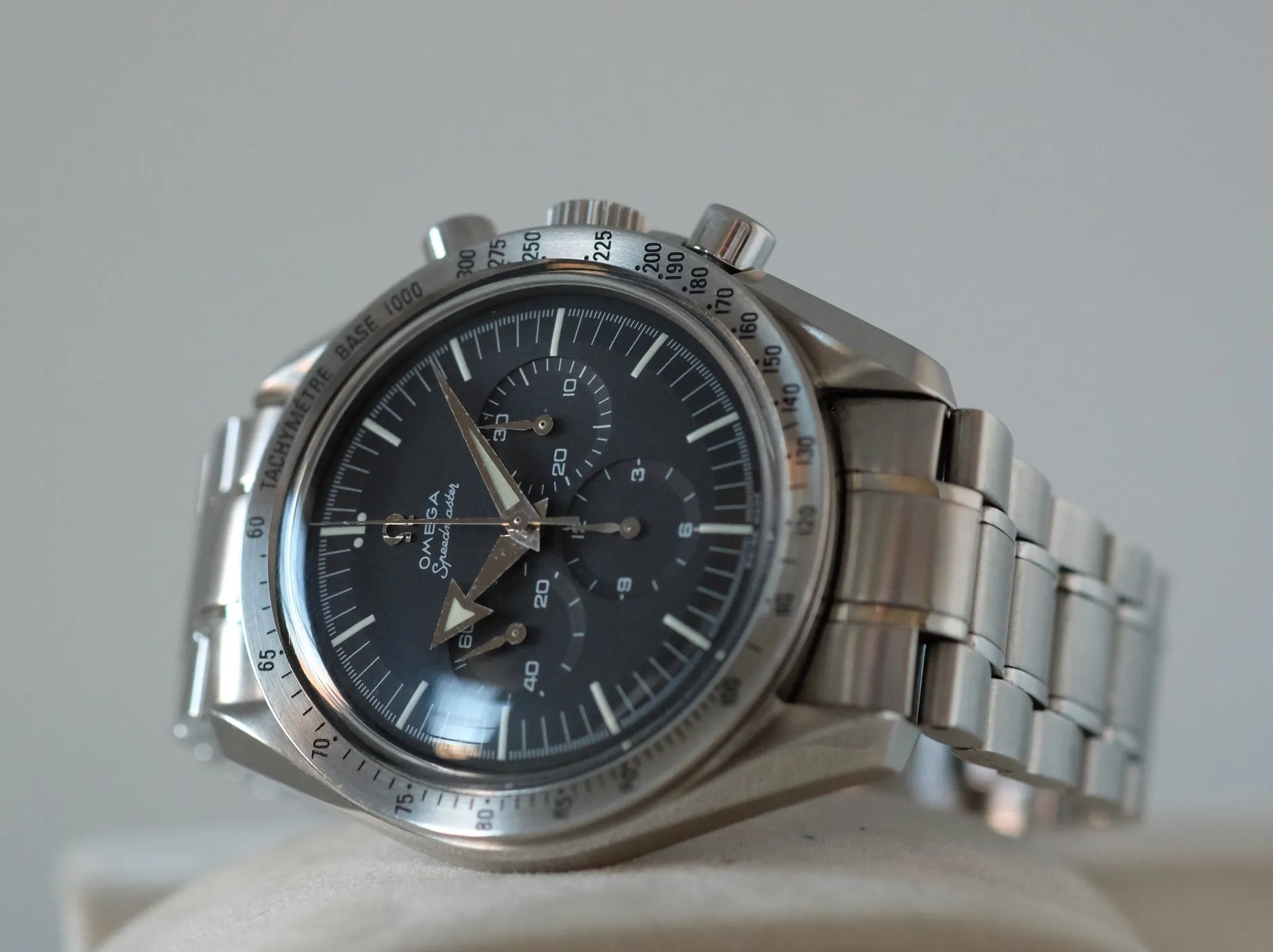 Omega Speedmaster Broad Arrow Re-Edition Ref. 3594.50