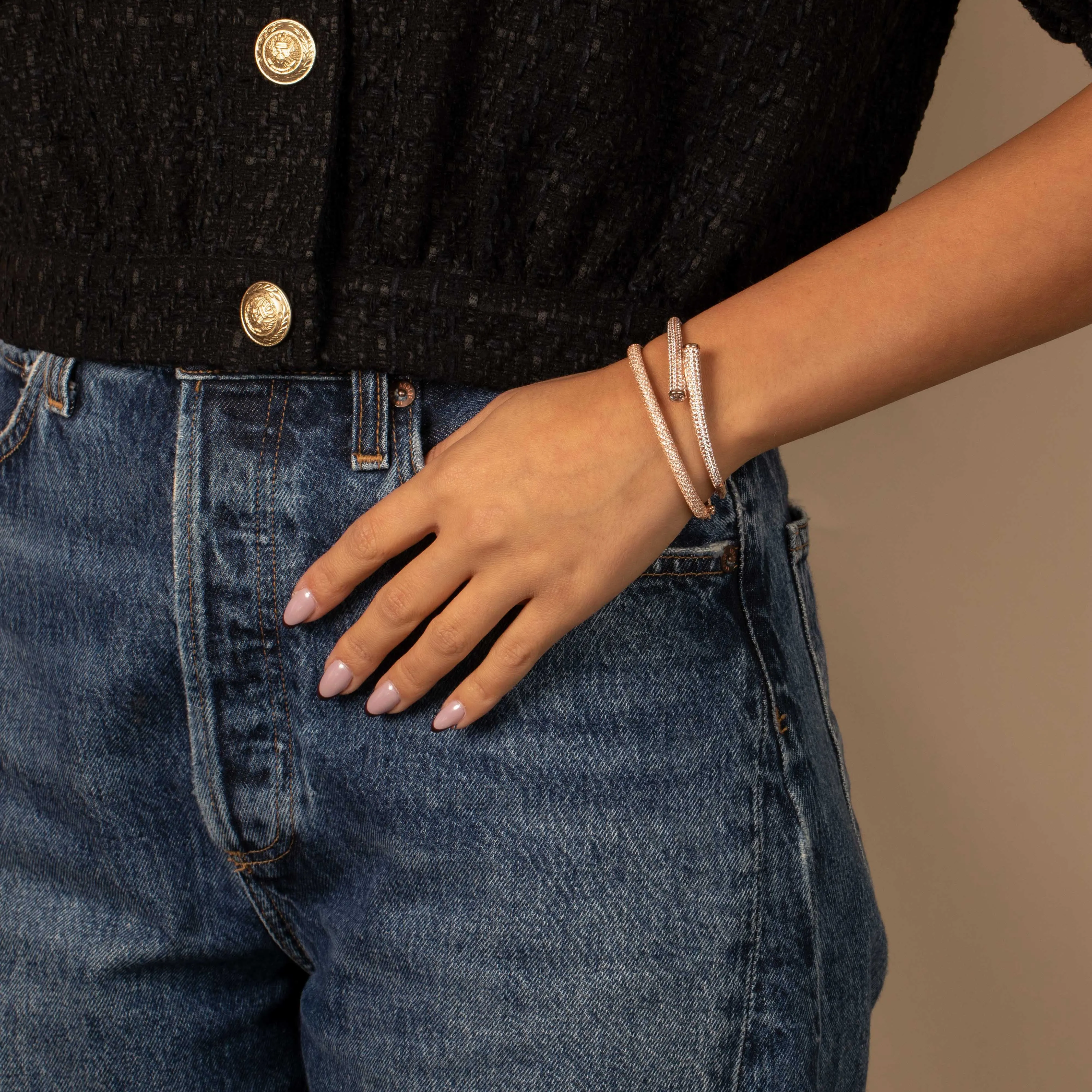 Pave Overlap Claw Bangle Bracelet