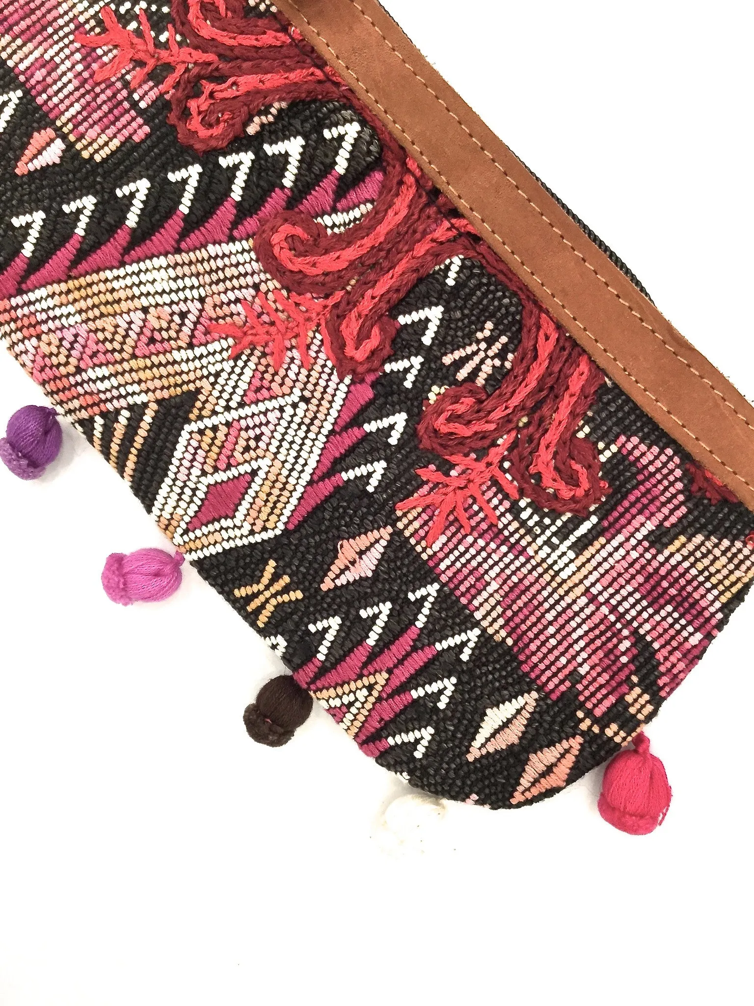 Pom-Pom Wristlet No.1502