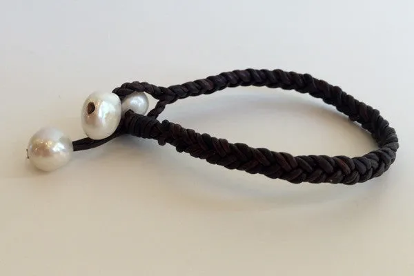 "Tiffany Blanc" Freshwater Pearl Bracelet