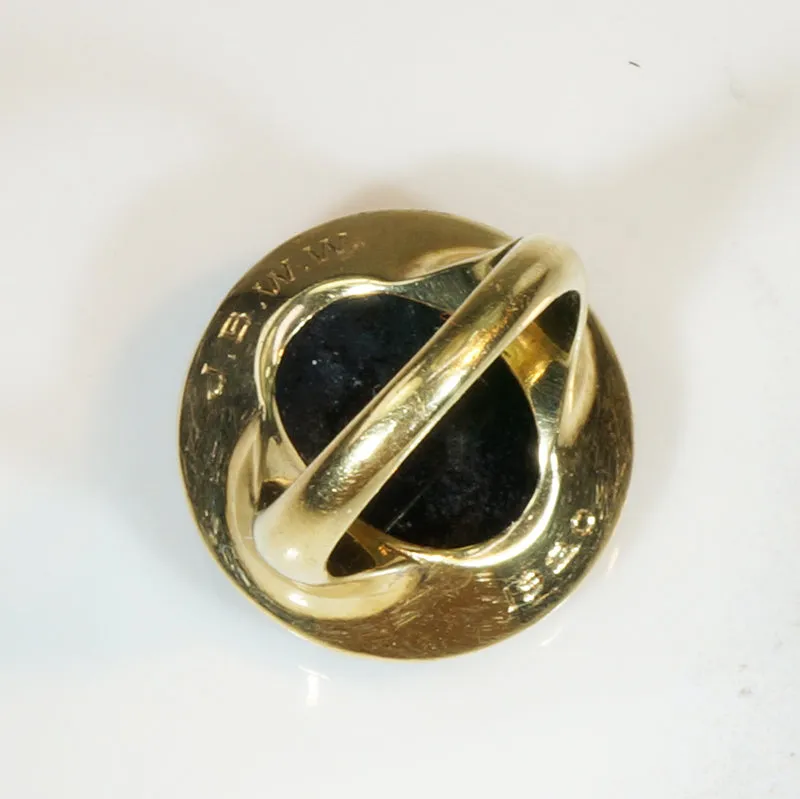 Sisters Victorian Cameo in 1920s Gold Ring