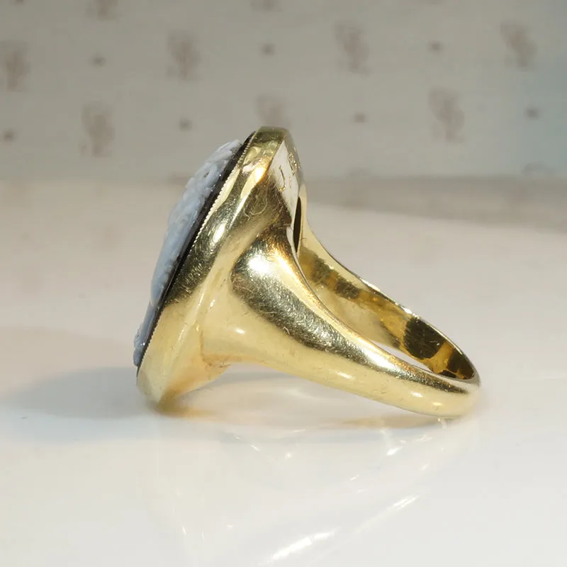 Sisters Victorian Cameo in 1920s Gold Ring