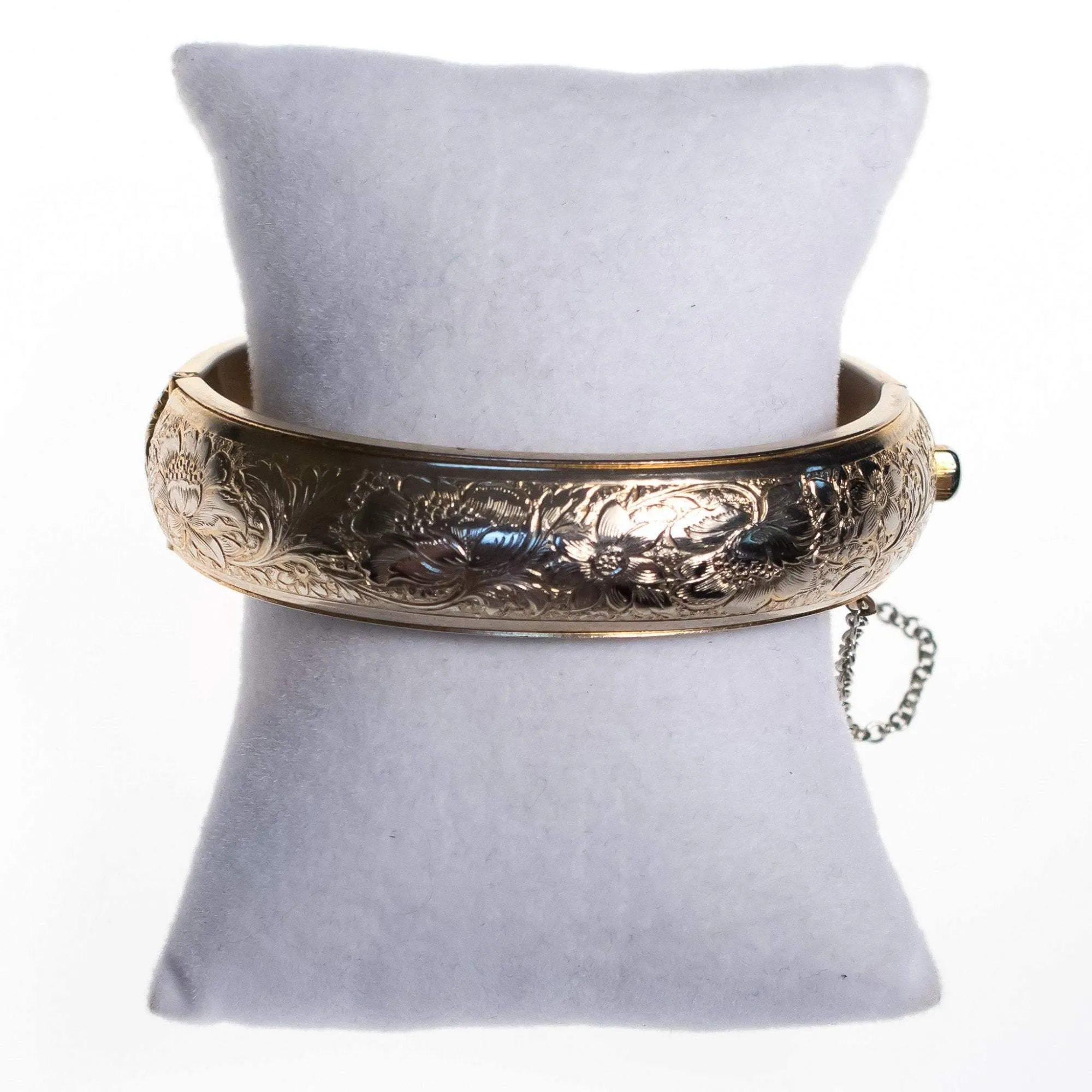 Vintage 1950s Gold Floral Embossed Bangle Bracelet