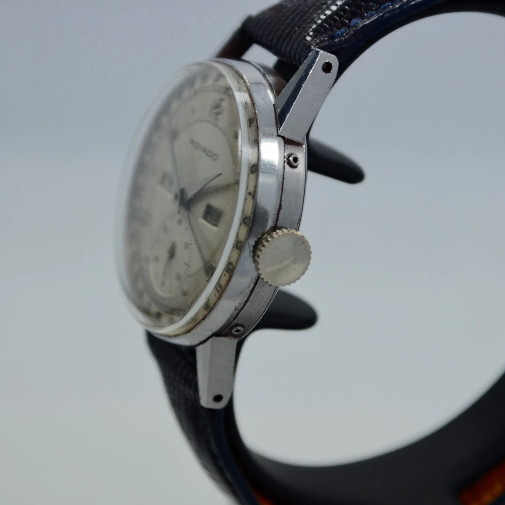 Vintage Movado Triple Date Calendar Day Date Month Steel Manual Wind Wristwatch