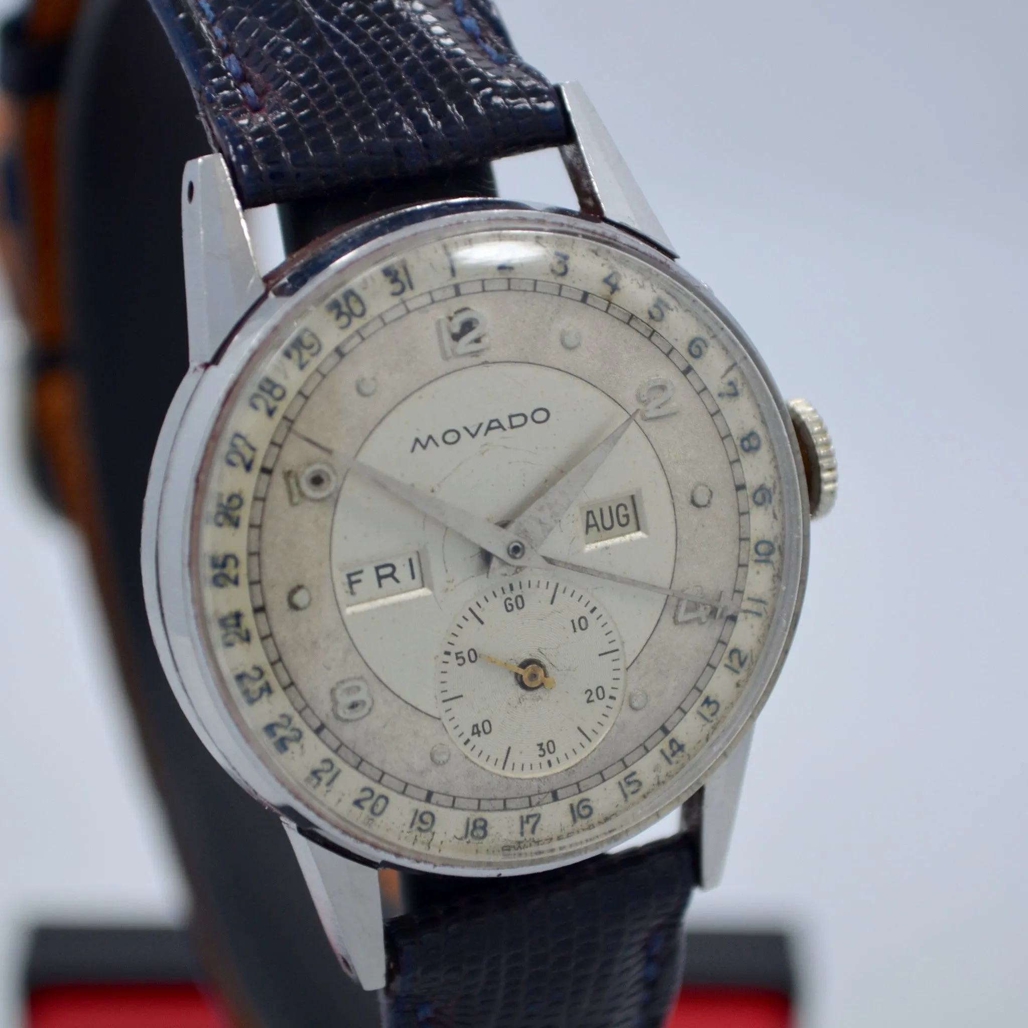Vintage Movado Triple Date Calendar Day Date Month Steel Manual Wind Wristwatch