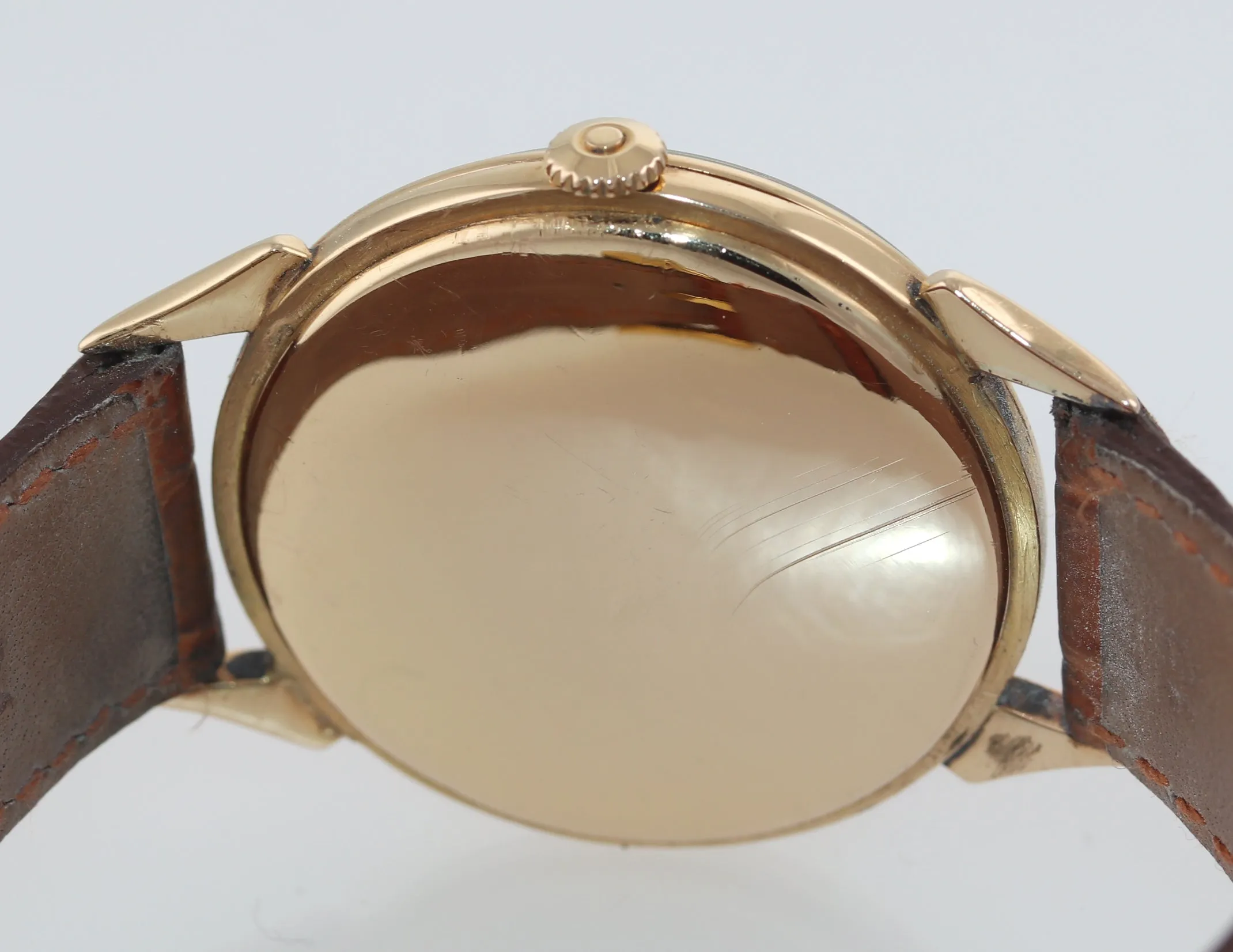 Vintage Omega 18k Yellow Gold Manual Wind Cal. 265 38mm Roman Dial Watch