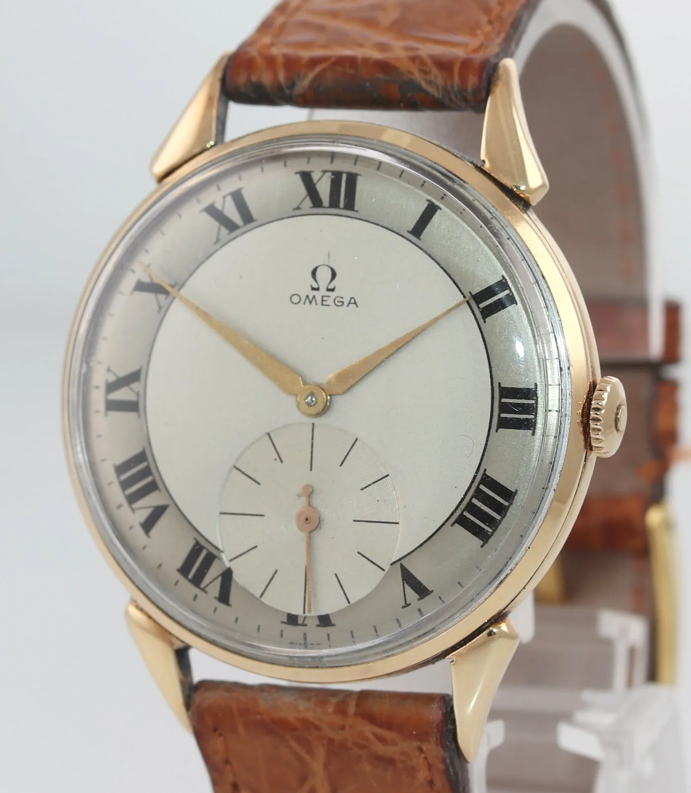 Vintage Omega 18k Yellow Gold Manual Wind Cal. 265 38mm Roman Dial Watch