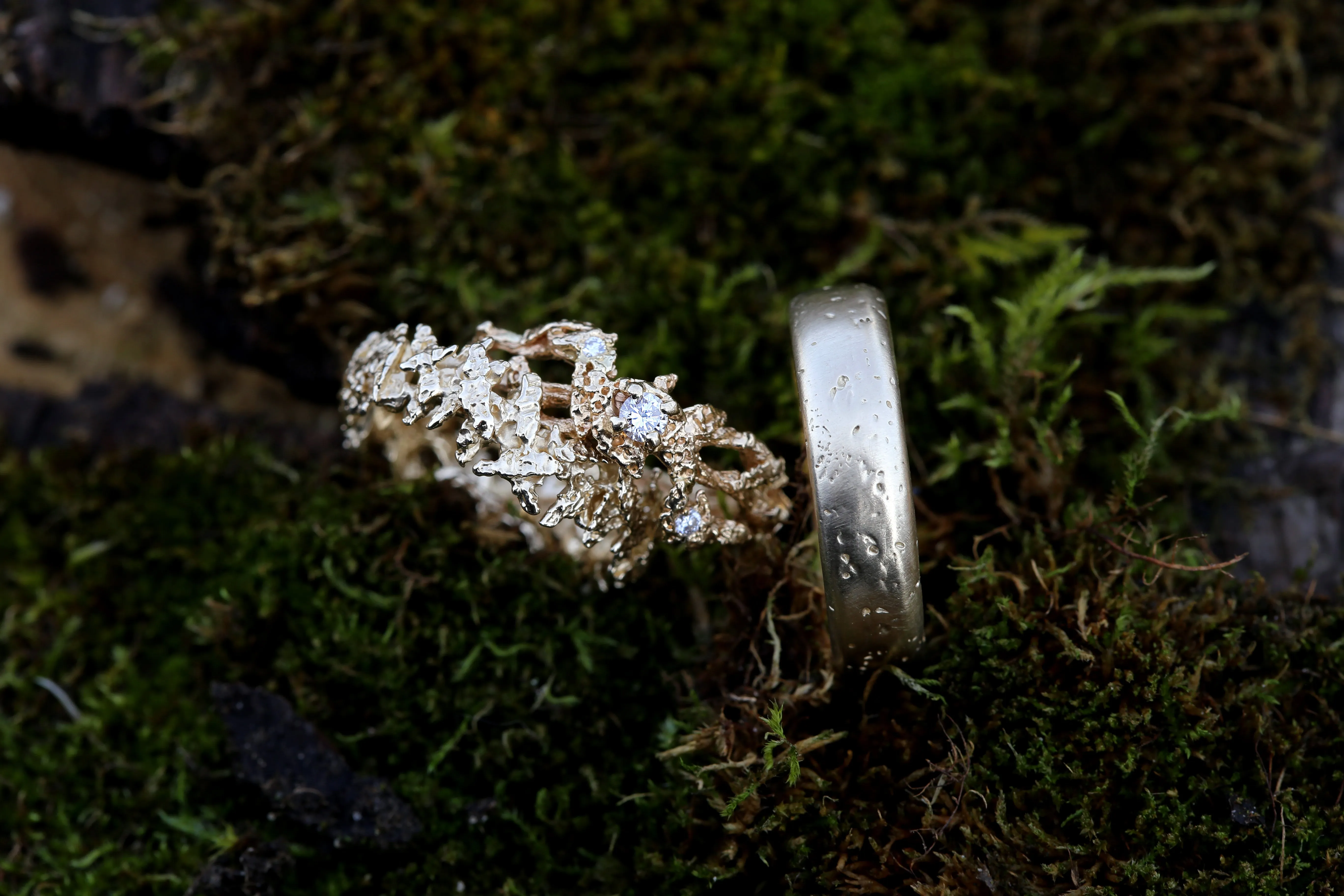 Volcanic lava wedding ring  in 14k yellow gold