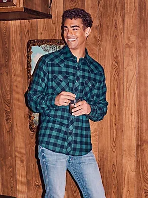 Wrangler Men's Retro Long Sleeve Flannel Western Snap Plaid Shirt